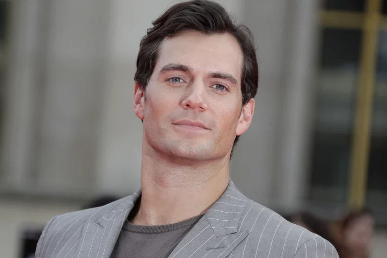 Henry Cavill Height