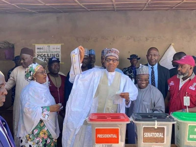 Buhari Publicly Shows Off His Vote For Everyone To See In Daura