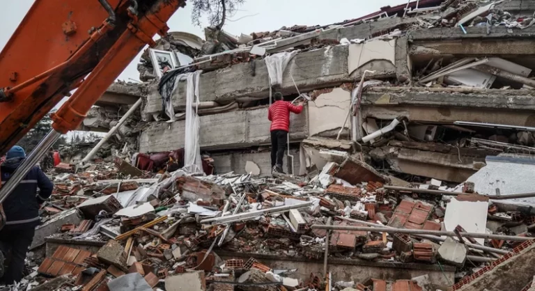 New Earthquake In Turkey Hatay Kills Three People And Others Trapped Under Rubble