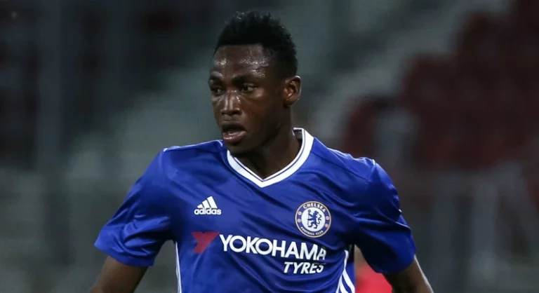 Chelsea Part Ways With Baba Rahman; Close To Joining PAOK