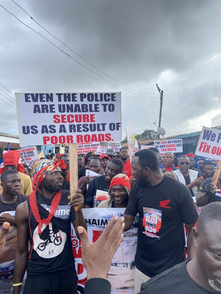 Ashaiman residents storm the streets to protest over deplorable roads