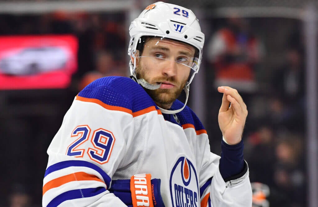 Leon Draisaitl's Biography, Nationality,Age, Properties, Weight, Height