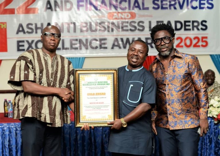 Maxi Wins Best Car Dealer Award in Ashanti Region