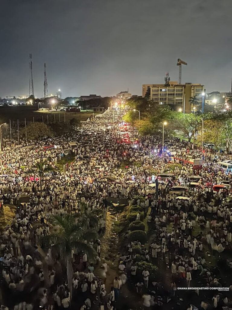 Shatta Wale’s Birthday Pulls Massive Crowd